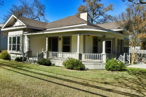 Photo of 269 E Holley Street, Alba, TX 75410 (MLS # 21307835)