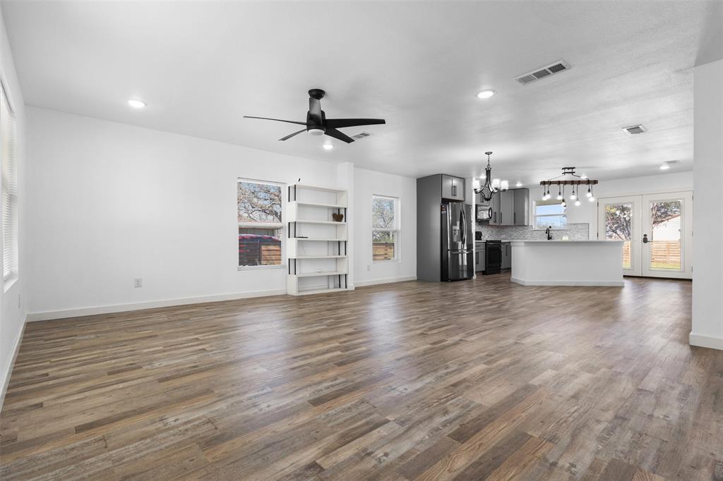 1024 Greenlee Street