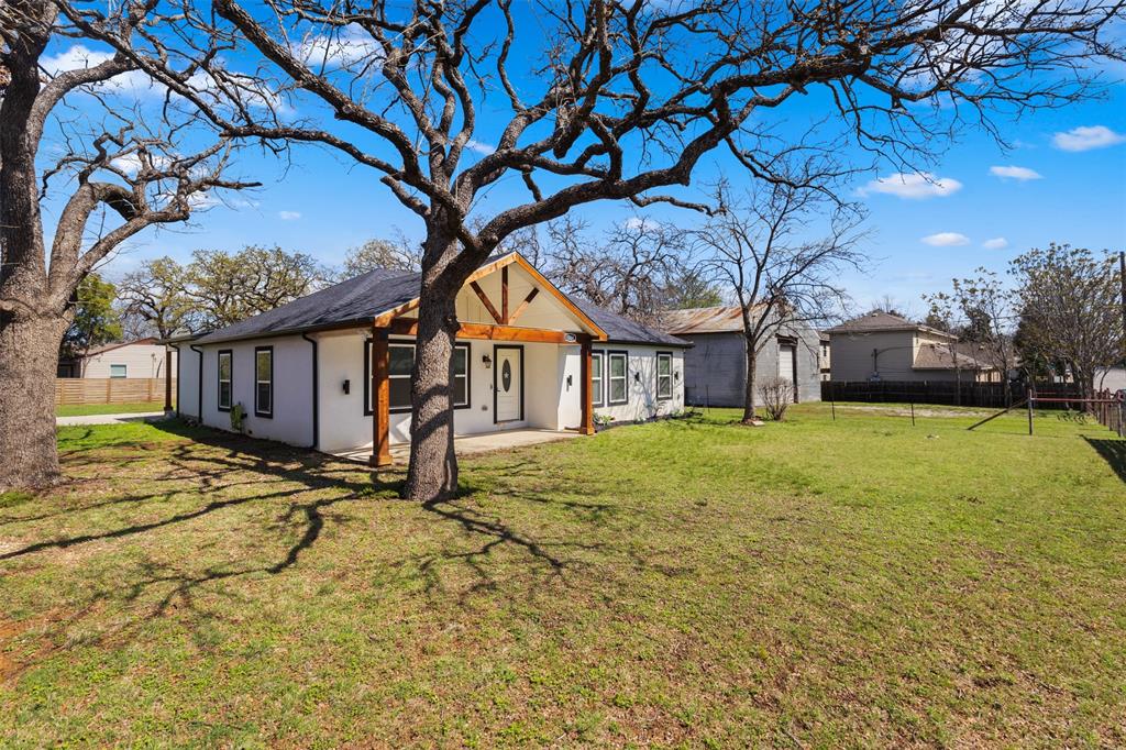 1024 Greenlee Street