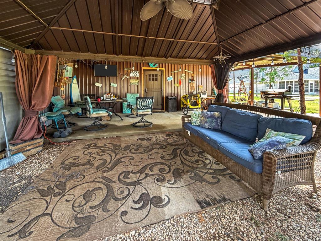 Lake Life Estates - Residential