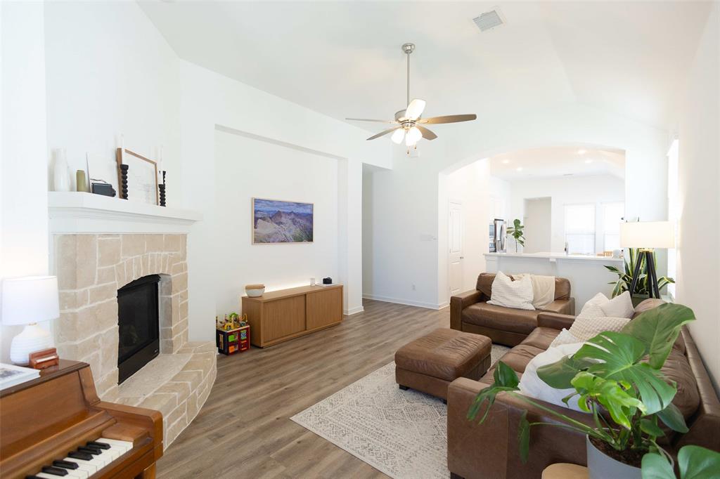 3918 Southbend Court