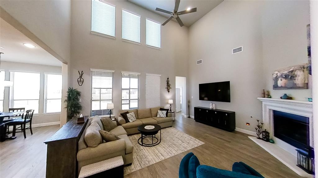 3132 Rolling Hills Lane
