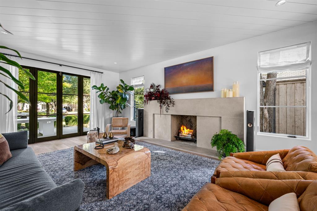 Country Club Estates - Residential