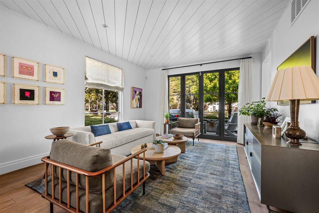 Country Club Estates - Residential