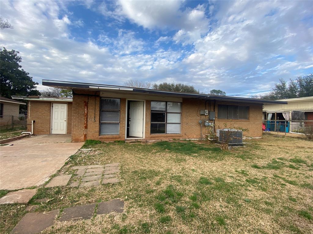 GREENACRES - Residential Lease