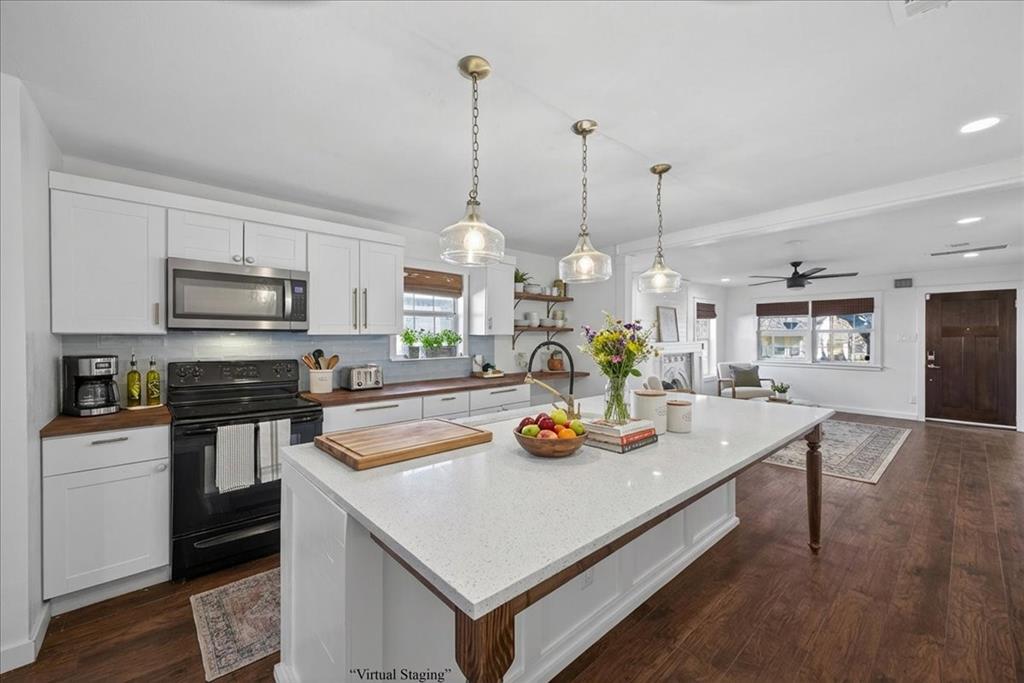 1219 S Waverly Drive