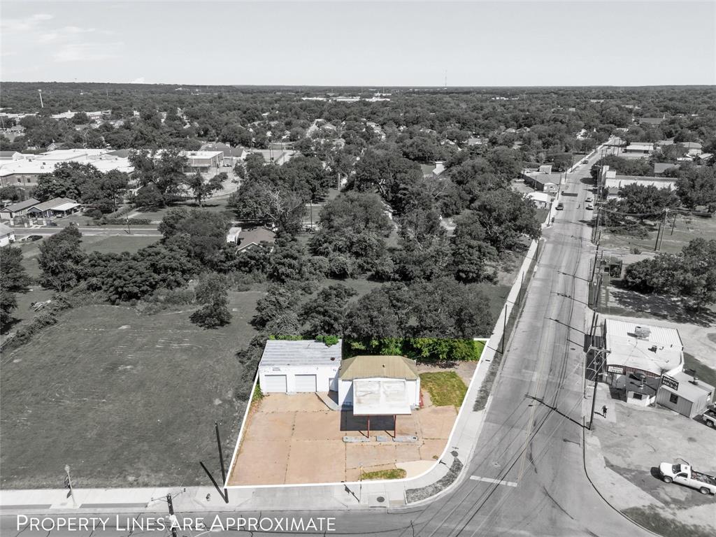 1220 Elm Street