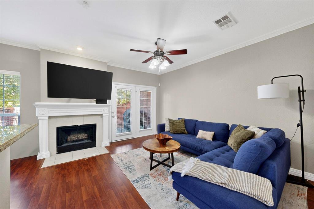 Lakeside Landing Twnhms 02 - Residential