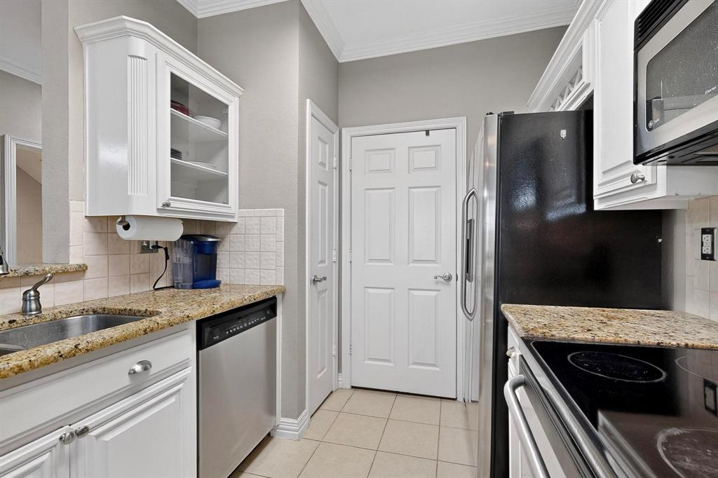 Lakeside Landing Twnhms 02 - Residential