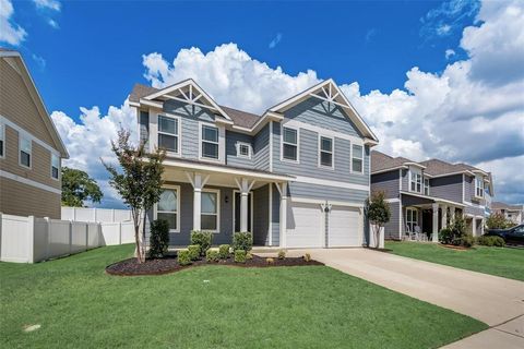 A home in Providence Village