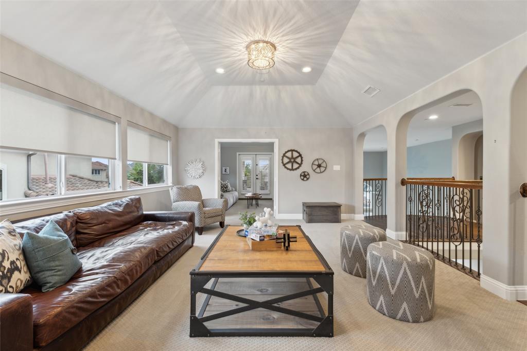 Richwoods Ph Eight - Residential