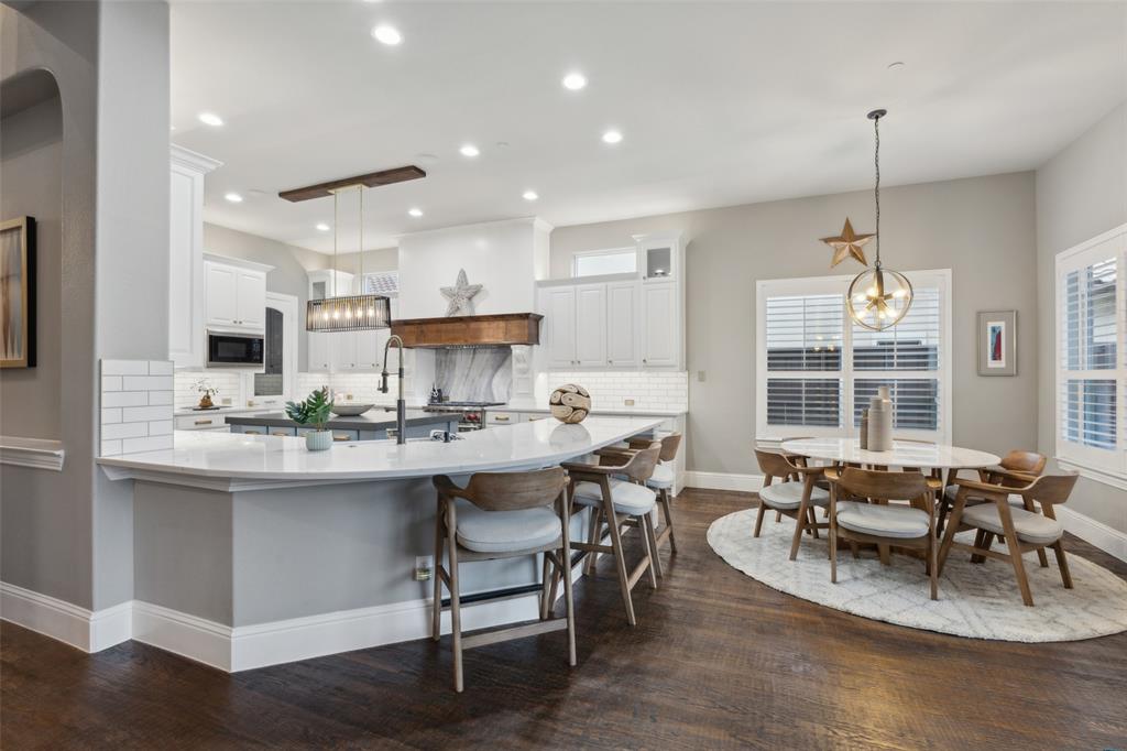 Richwoods Ph Eight - Residential