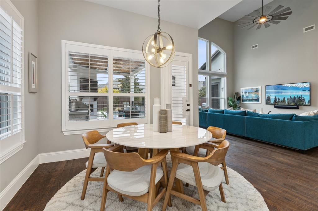 Richwoods Ph Eight - Residential