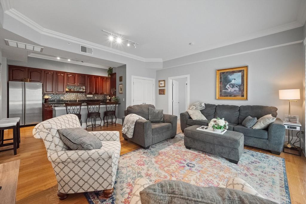 Trutle Crk Condo - Residential