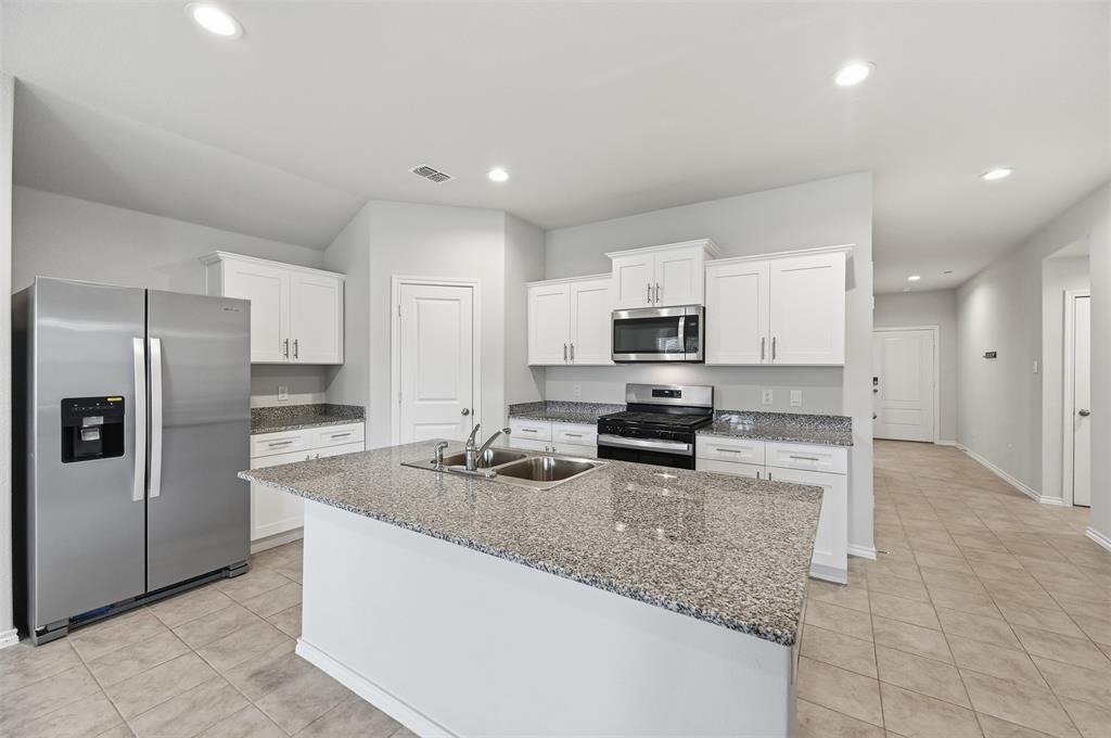 Sculptor's Park - Residential Lease