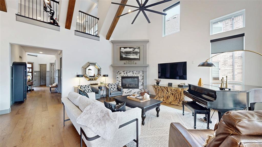 Star Trail Ph Four - Residential