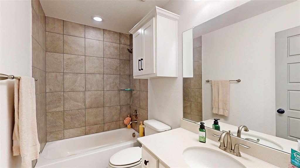 Star Trail Ph Four - Residential