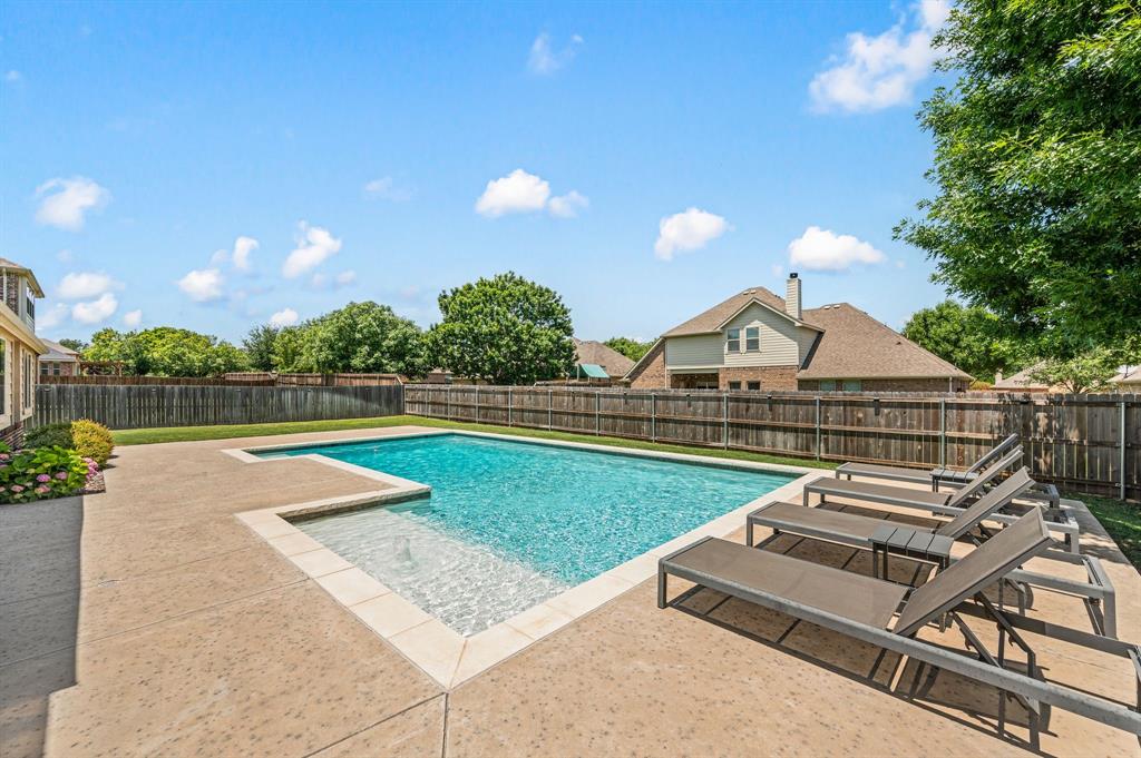 1200 Killian Drive