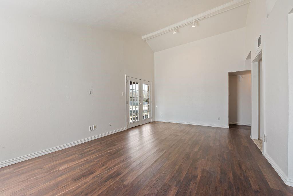 Colony 23 - Residential