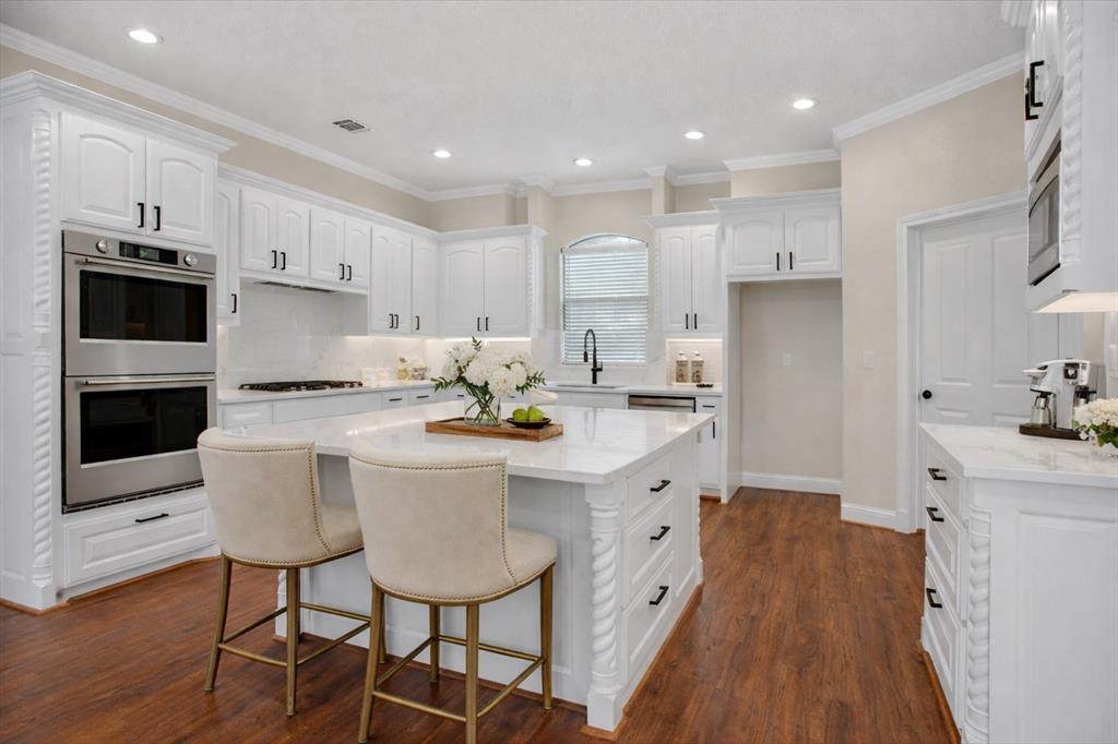 153 Crest Canyon Drive