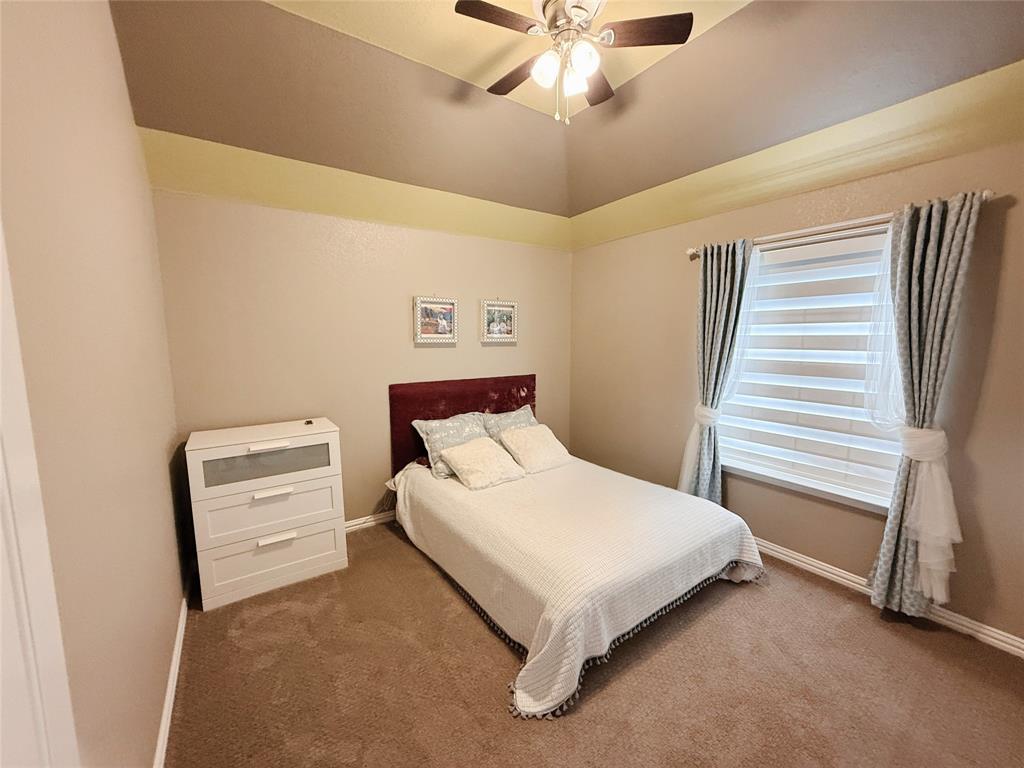 Highland Lakes Ph II - Residential Lease