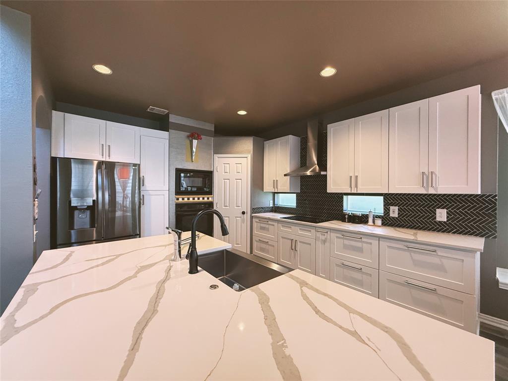 Highland Lakes Ph II - Residential Lease