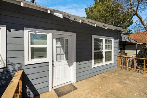Tiny photo for 2452 W Brooklyn Avenue, Dallas, TX 75211 (MLS # 21210336)