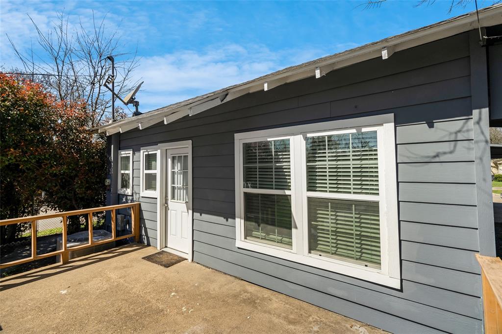 Winnetka Summit - Residential