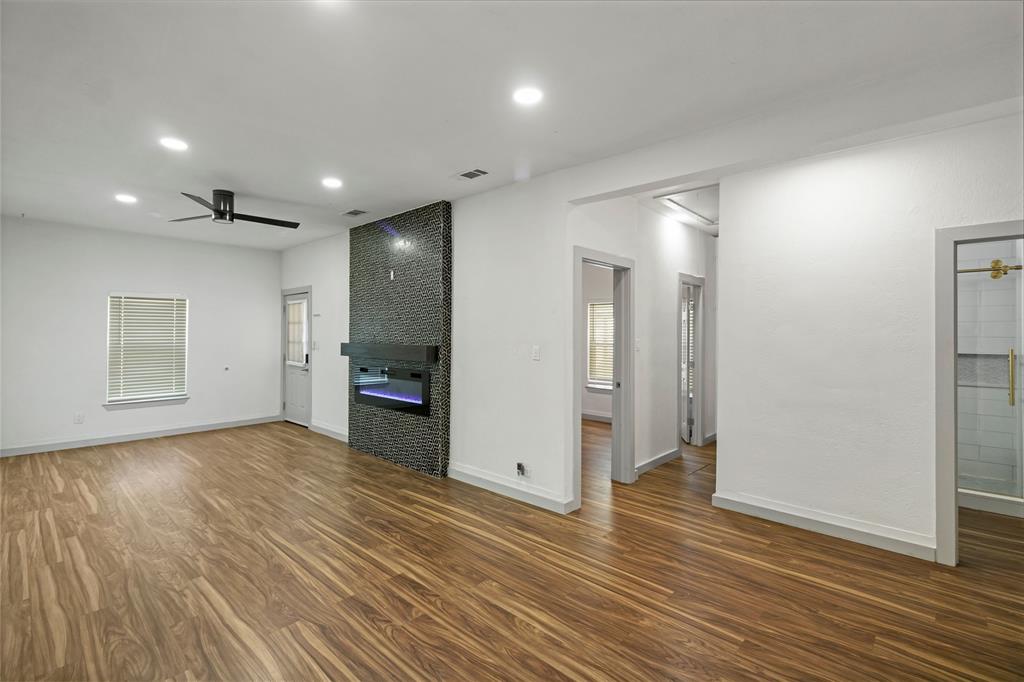 Winnetka Summit - Residential