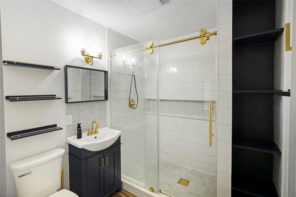 Winnetka Summit - Residential