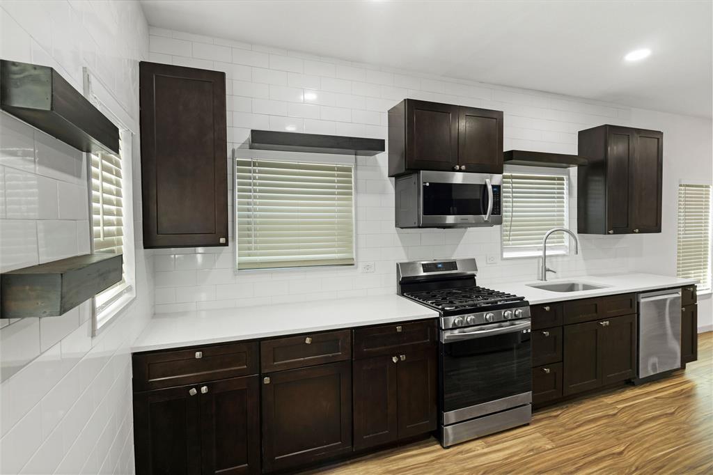 Winnetka Summit - Residential