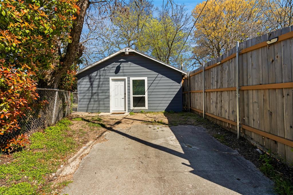 Winnetka Summit - Residential