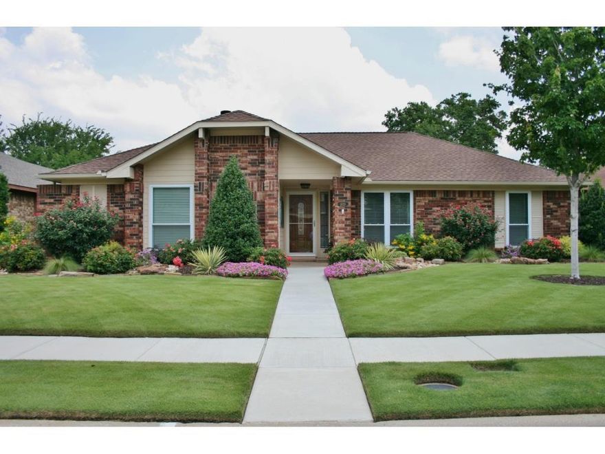 Absolutely Immaculate, Totally Updated, and Stunning single story home 3 bedroom, 2 bathroom home in COPPELL ISD.  Granite counters, wood flooring, stainless steel appliances, large backyard, huge patio with arbor!!  Don't miss this opportunity in Coppell ISD.