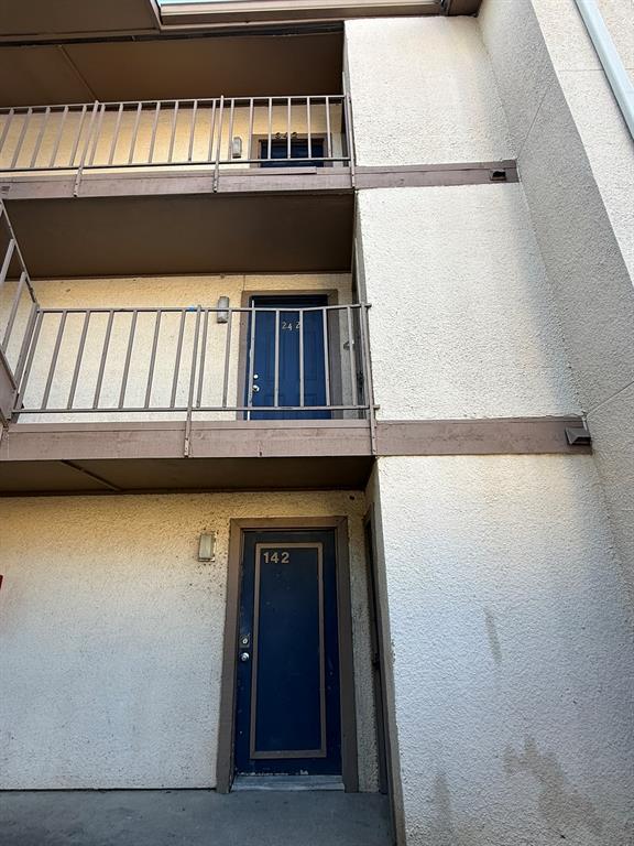 6050 Melody Lane 242