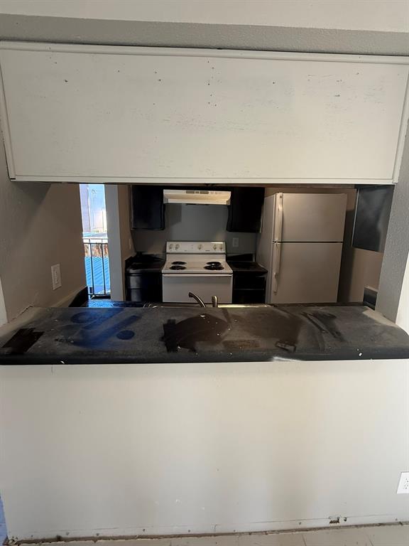 Tealwood On The Creek Condos - Residential