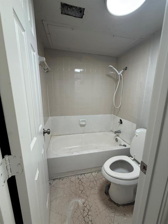 Tealwood On The Creek Condos - Residential