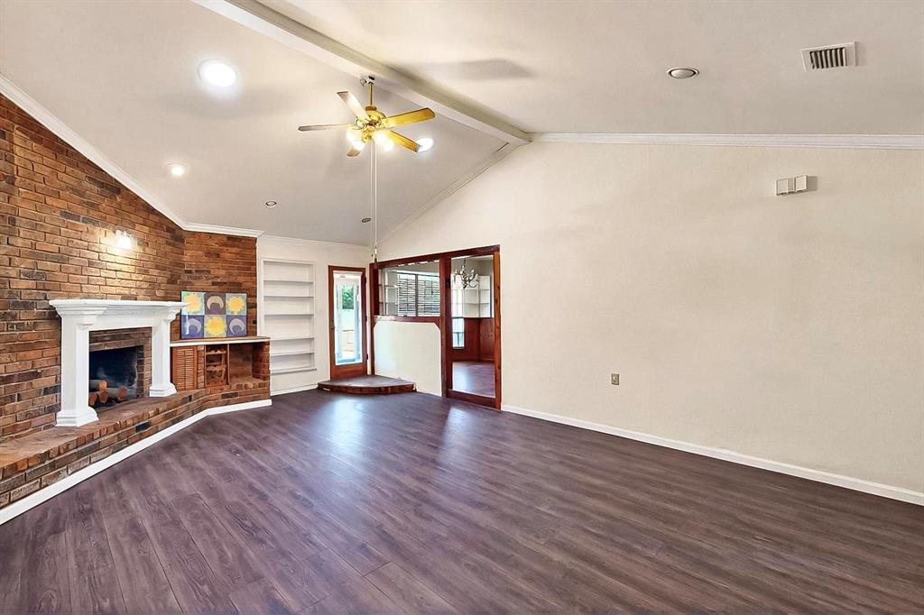 691 Rose garden Drive