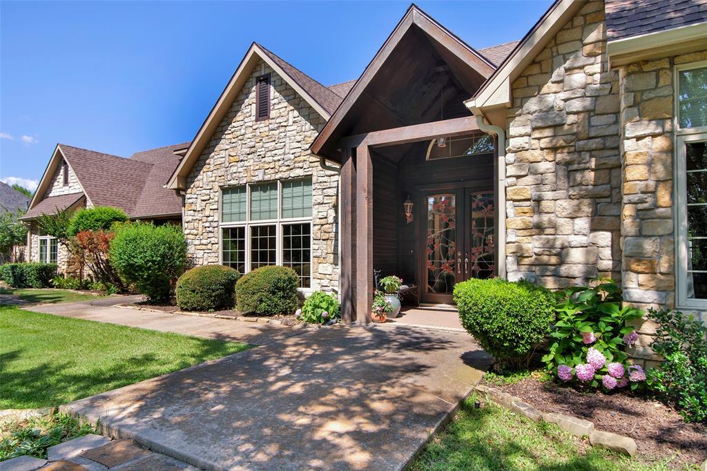 1020 Waterloo Lake Drive