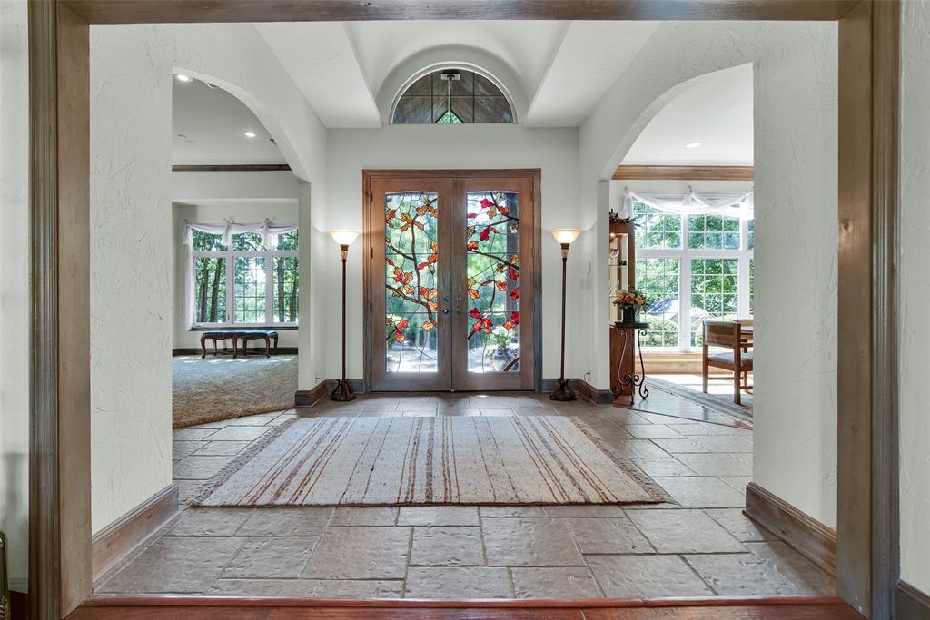 1020 Waterloo Lake Drive