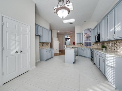 Tiny photo for 214 Jennifer Lane, Arlington, TX 76002 (MLS # 21138487)