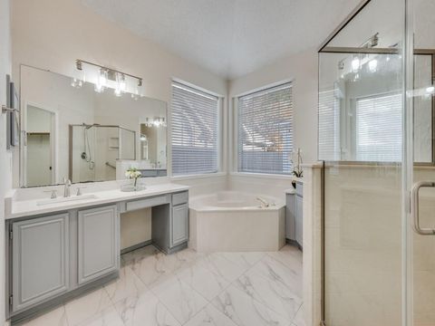 Tiny photo for 214 Jennifer Lane, Arlington, TX 76002 (MLS # 21138487)