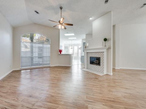 Tiny photo for 214 Jennifer Lane, Arlington, TX 76002 (MLS # 21138487)