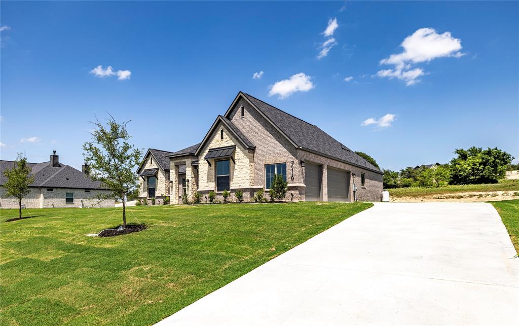716 Burr Oak Lane
