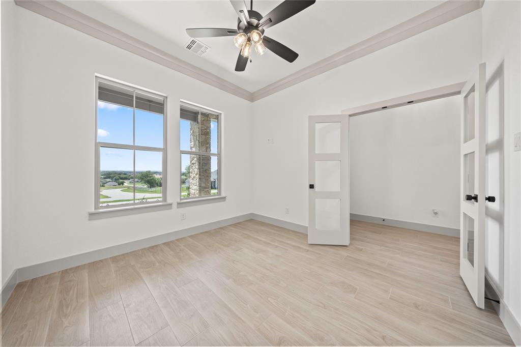 716 Burr Oak Lane