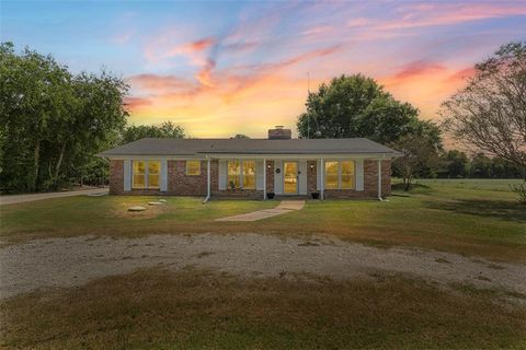 1348 Fm 434 Chilton TX 76632