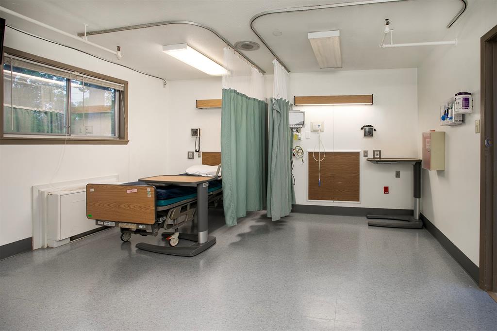 707 N Waldrip Street