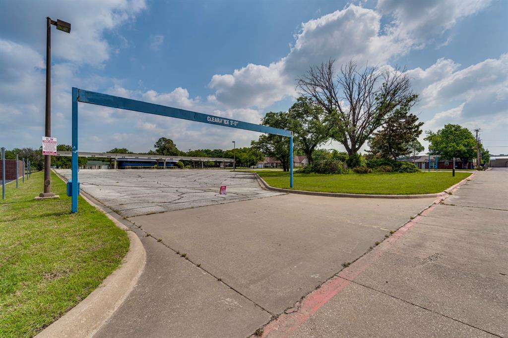 Knapp & Delk Add - Commercial Sale