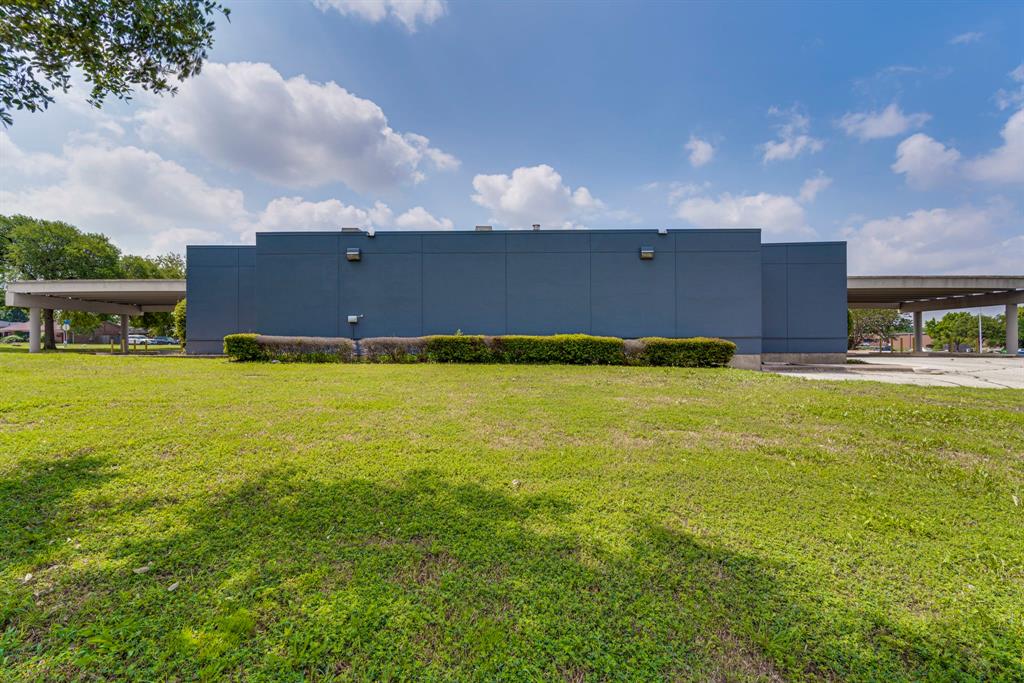 Knapp & Delk Add - Commercial Sale