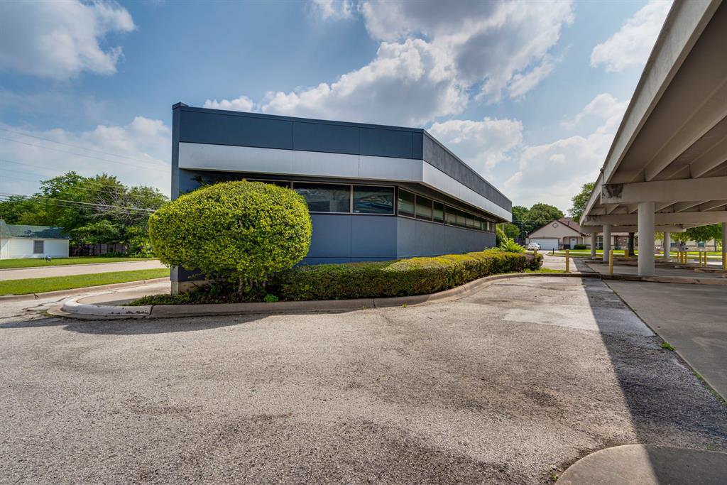 Knapp & Delk Add - Commercial Sale