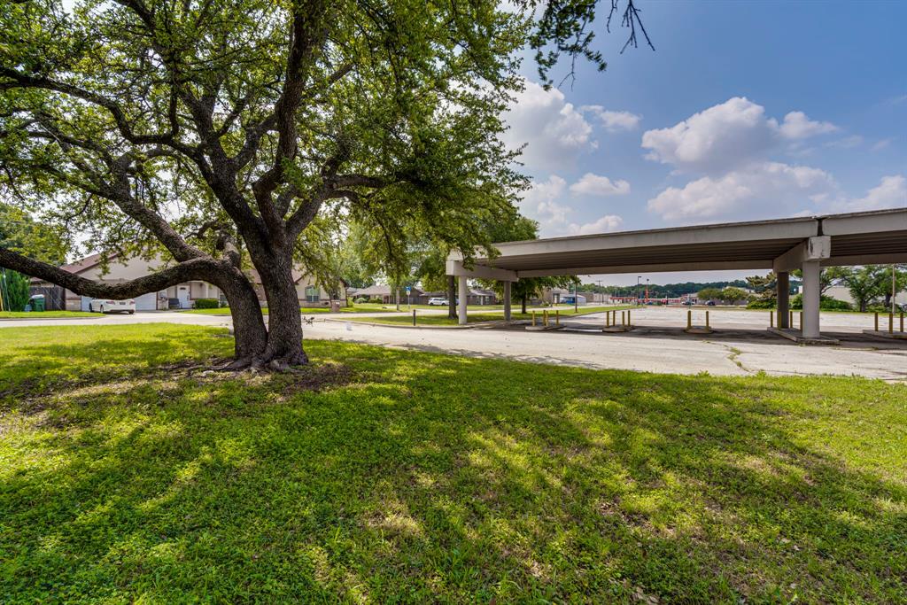 Knapp & Delk Add - Commercial Sale